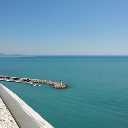 Port Marina Baie Des Anges Apartment Villeneuve-Loubet Exterior photo